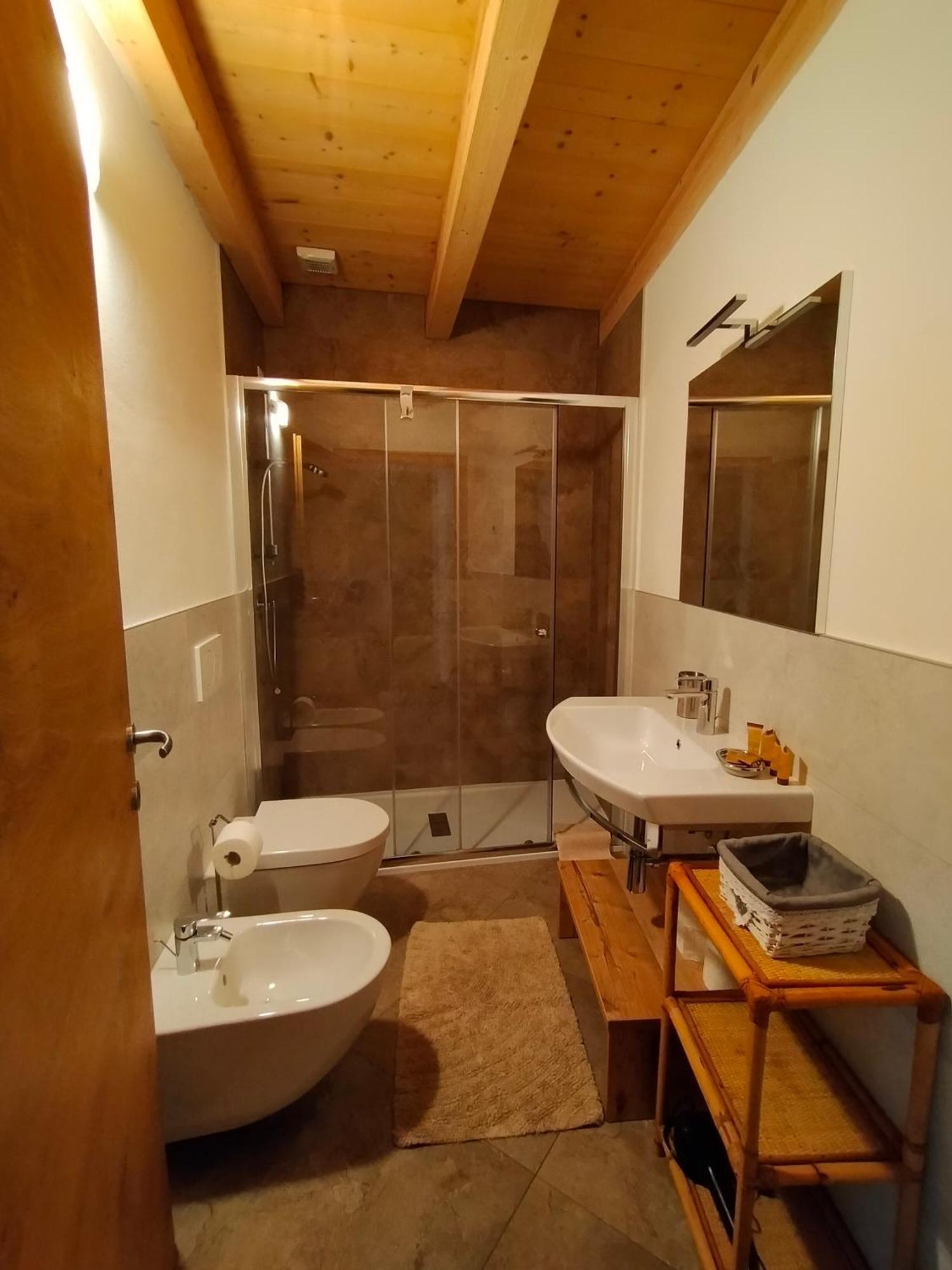Appartamento Morettina Con Terrazzo เลวิโกแตร์เม ภายนอก รูปภาพ